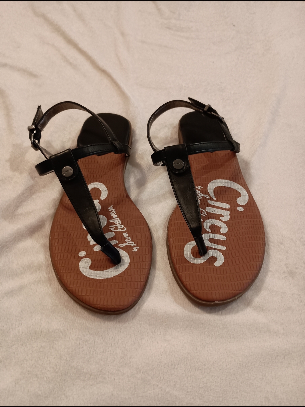 Cirrus by Sam Edelman Cayden Black Flat Strap Sandals Women's Size 6